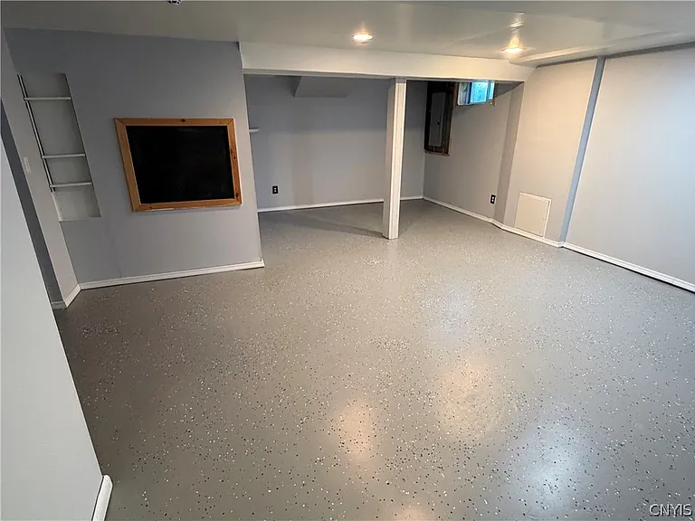 107 Hadley Dr — Photo 28