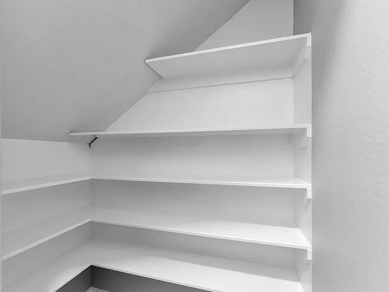 16007 Sandy Path Ln — Photo 15