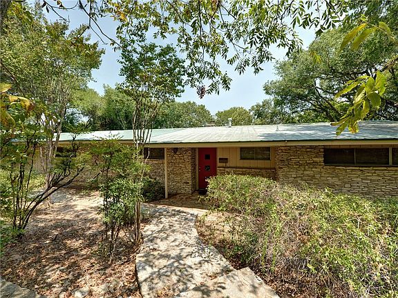 2nd image of 3408 Shinoak Dr