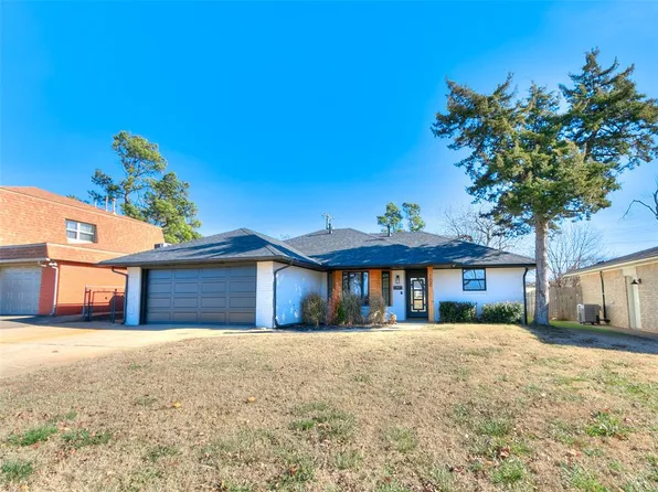 106 Briarwood St, Moore, OK 73160