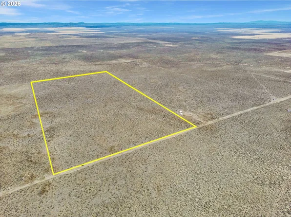 W Campbell Ln #1300, Christmas Valley, OR 97641