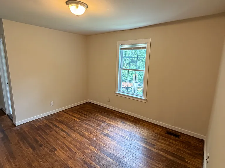 1108 Halifax St — Photo 23
