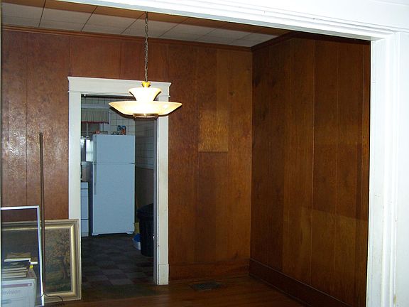 3rd image of 2709 NE Washington Pike
