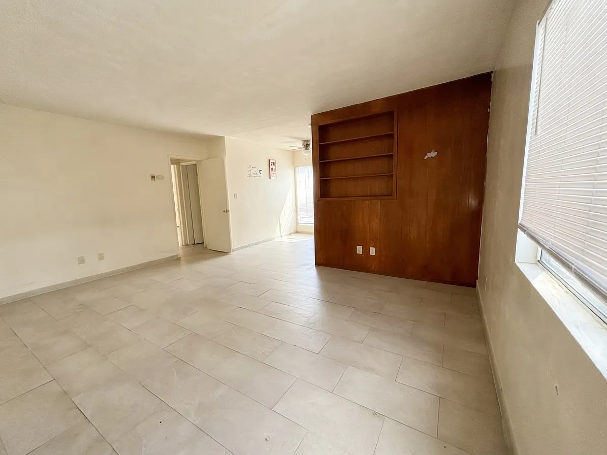 2 bed, 900 sqft, $2,550 — Photo 3