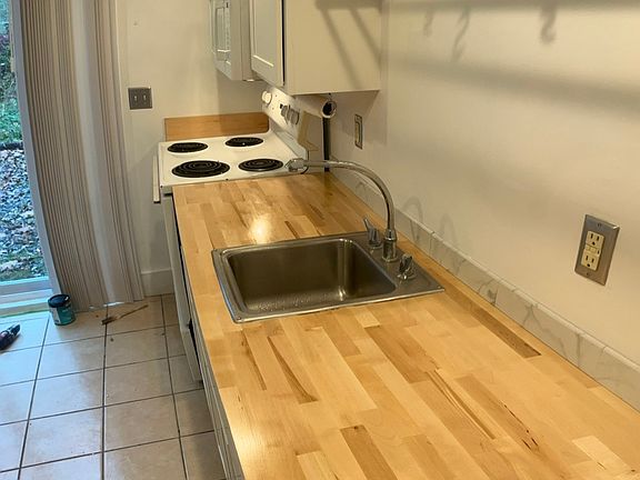 2nd image of 50 Booker St #1