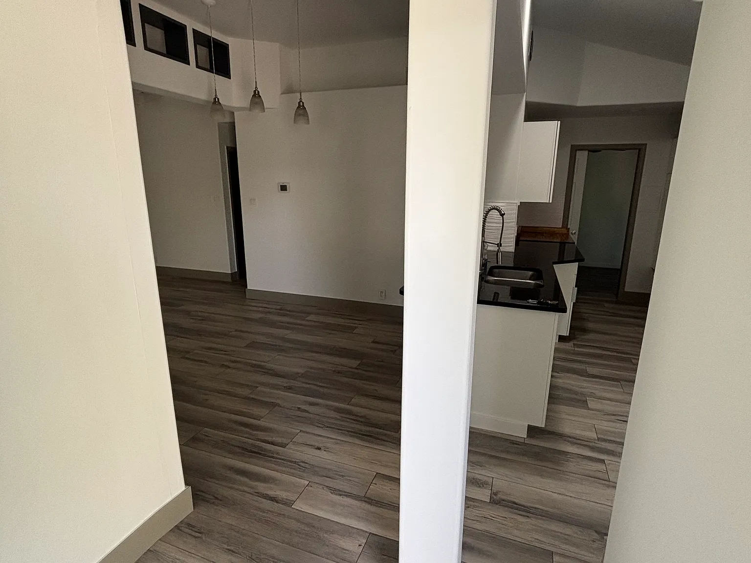 3 bed, 1300 sqft, $1,900 — Photo 2