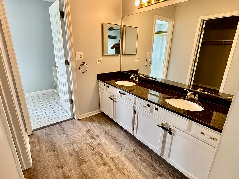 914 Sweetflower Dr — Photo 34