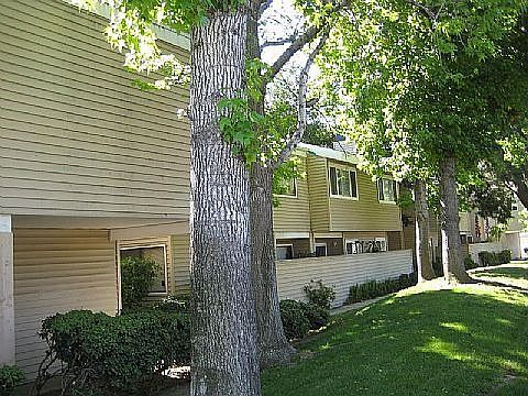 2nd image of 43632 Byron Dr