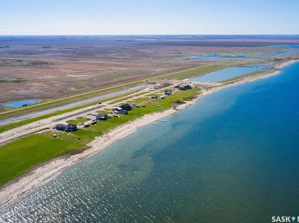 44 Sunset Acres Lane, Last Mountain Lake East Side, SK S0G 0Z0