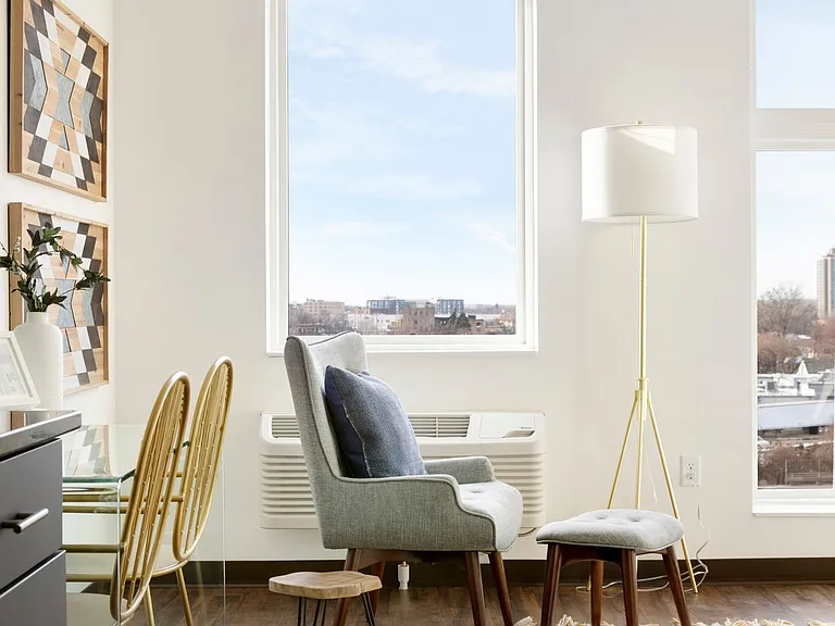 309 Ulysses St NE — Photo 12