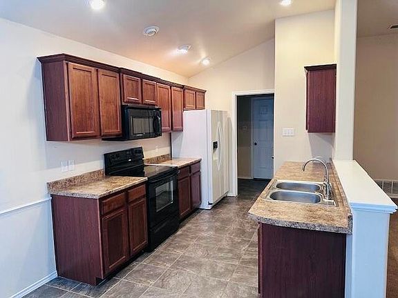 5th image of 6544 84th St