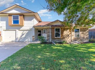 6711 Copperwood Ct, Arlington, TX 76001