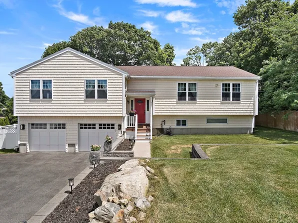 95 Maplewood Rd, Lynn, MA 01904