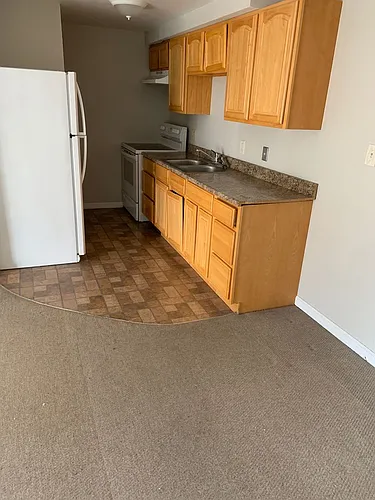 226 Vine Ave #228 Photo 1