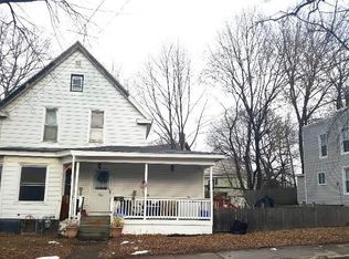 13 Chestnut St, Rensselaer, NY 12144