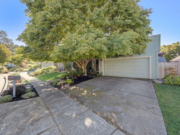 4th image of 4956 Hoen Avenue