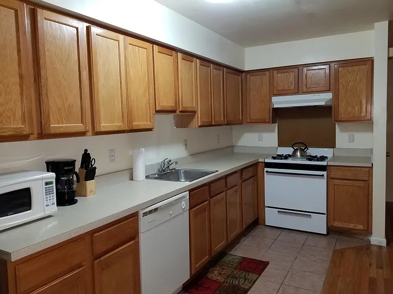 318 Magnolia Ave #2 — Photo 7