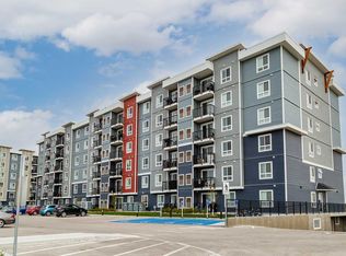 745 Ballantrae Dr, Winnipeg, MB R3T6G5