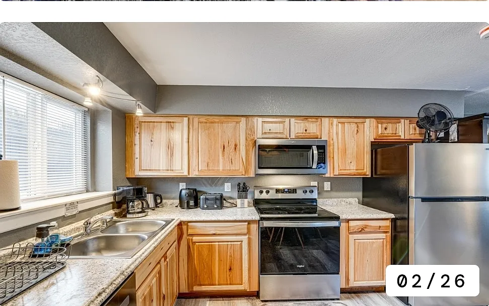 2 bed, $2,800 — Photo 3