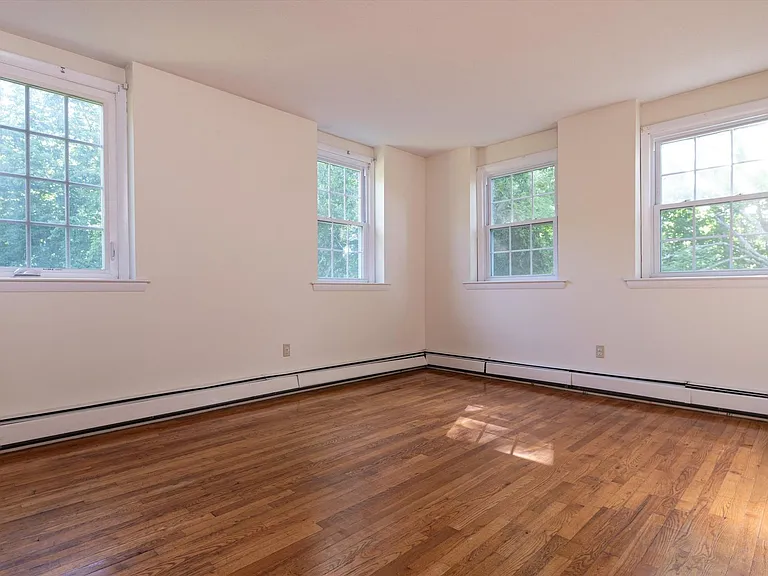 School House Apartments — Photo 4