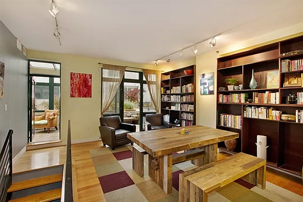 Sold by Citi Habitats | media 5