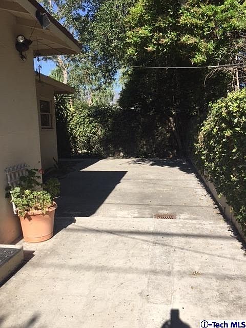 2nd image of 308 San Juan Way