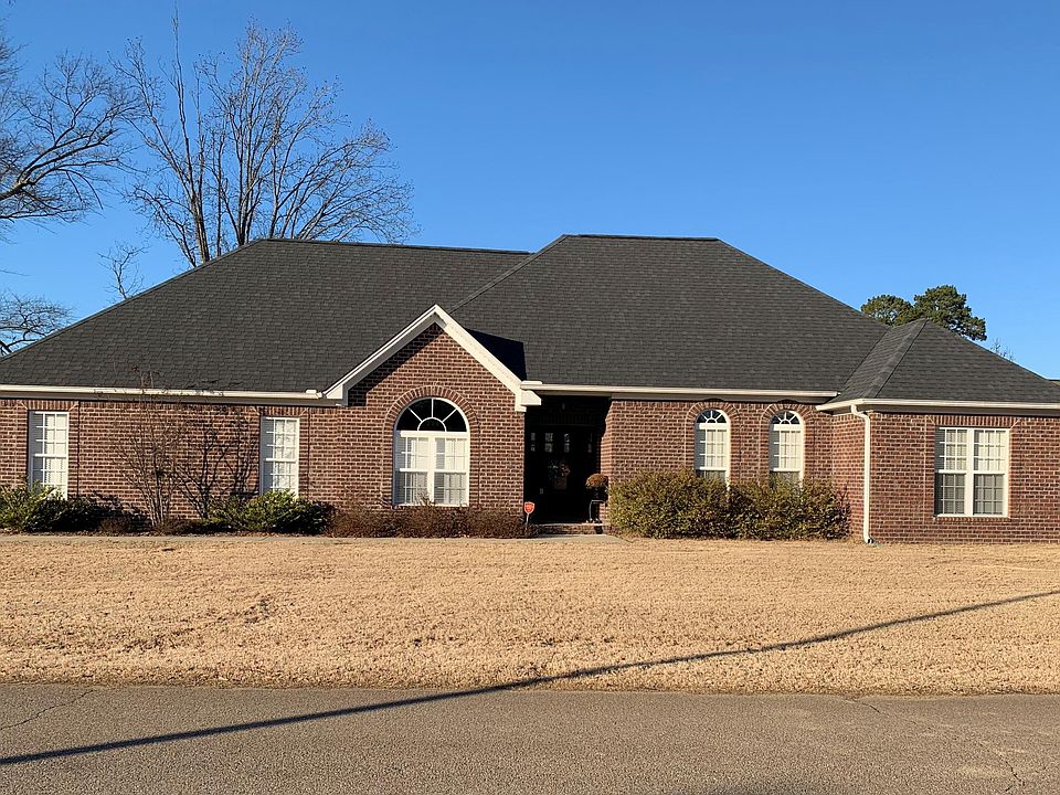 1st image of 116 Creekwood Cir
