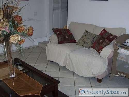 4th image of 4933 Palo Verde Ave