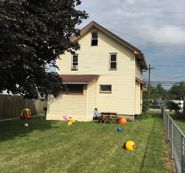 2nd image of 751 Bellefontaine Ave