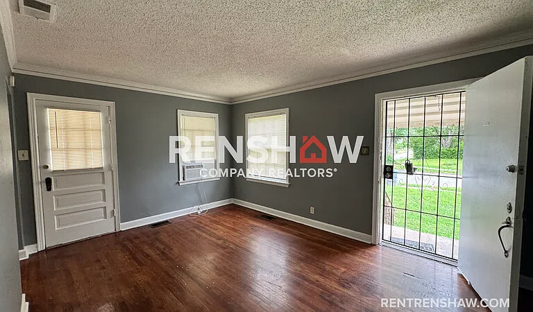 872 Homer St — Photo 3