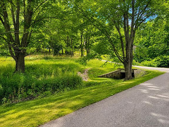 5th image of 24345 E Burns Valley Rd