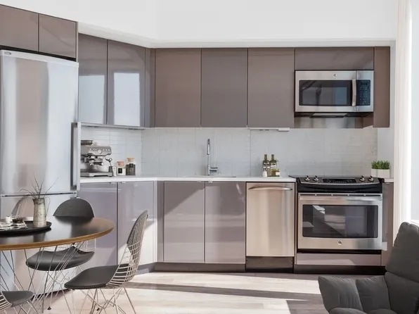 461 Dean Street image 2 of 22