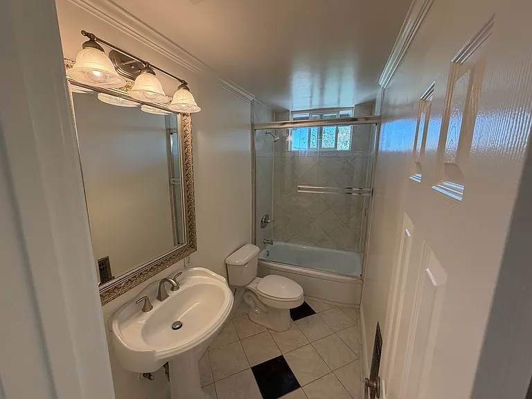 1320 El Curtola Blvd #A — Photo 12
