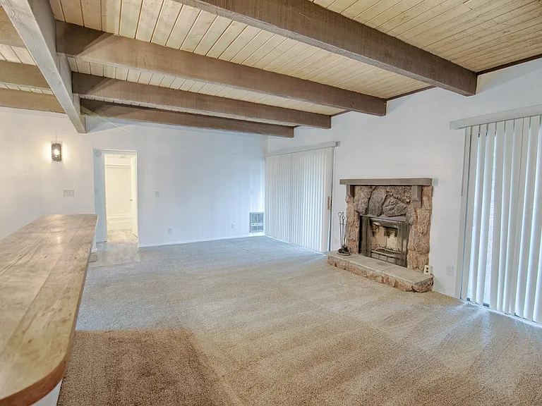 2820 Park Cir #33 — Photo 6