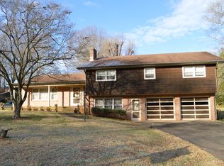 313 2nd Ave NE, Conover, NC 28613