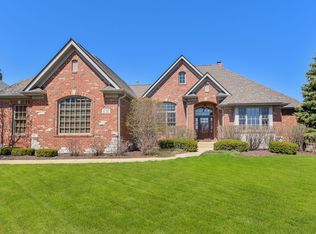 1737 Hunters Ridge Ln, Sugar Grove, IL 60554