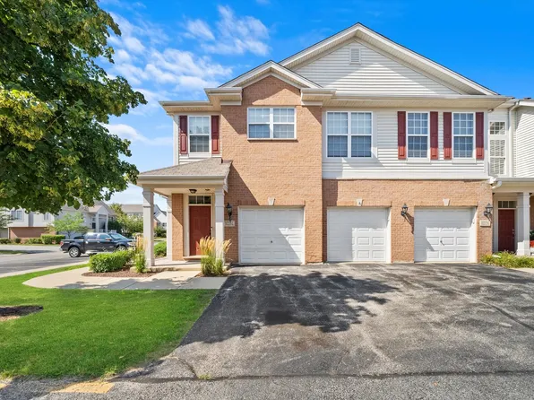 10215 Camden Ln #L, Bridgeview, IL 60455