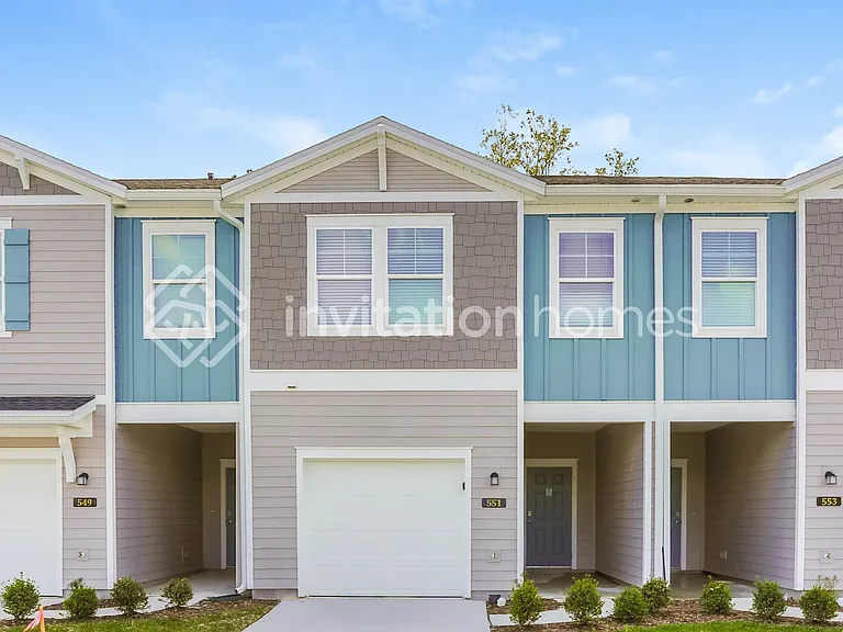 551 Cherry Ridge Dr — Photo 1