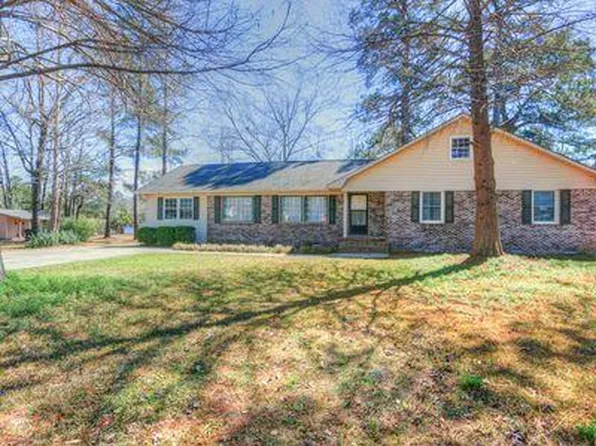 2926 Lake View Dr, Sumter, SC 29154