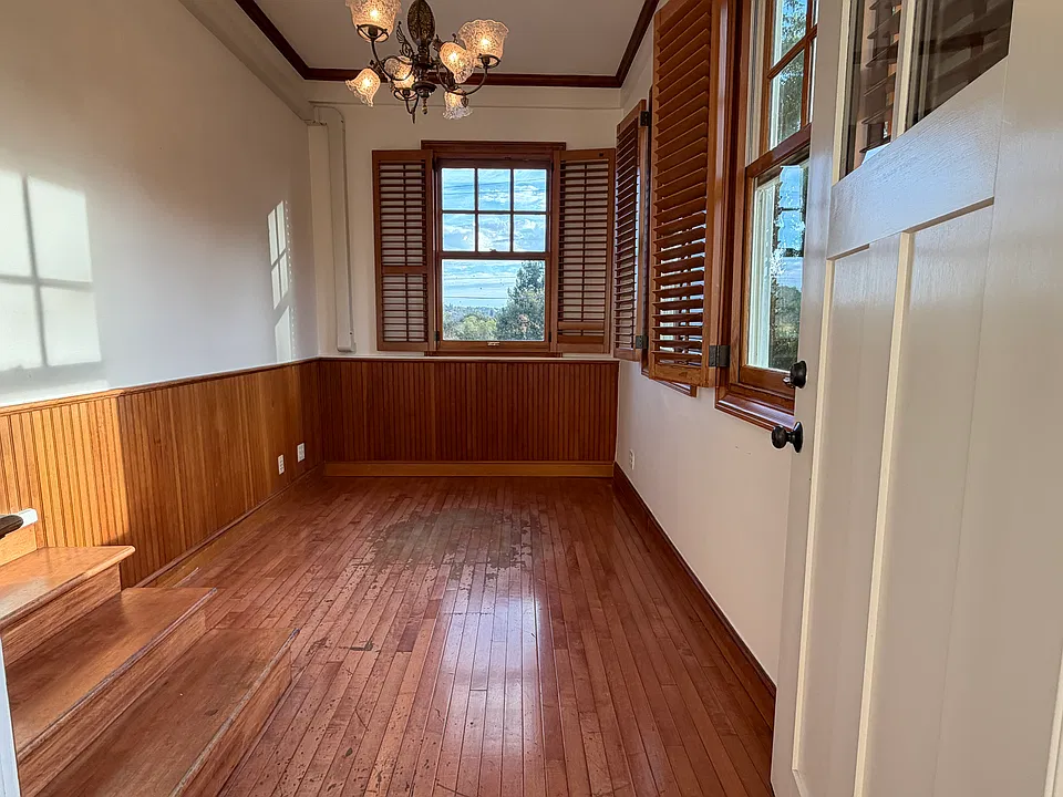 Bonus Room/Office with views of Mt. Tam and the San Francisco Theological Seminary