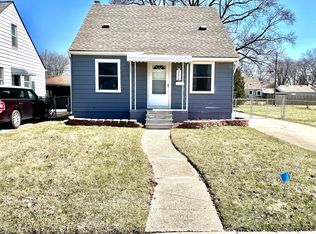 6030 Gilman St, Garden City, MI 48135