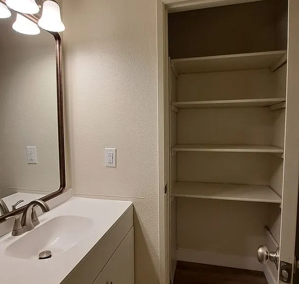 1934 Lincoln Ave SE #203 — Photo 14