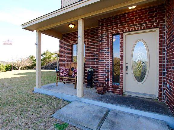 2nd image of 3210 Skyline Dr