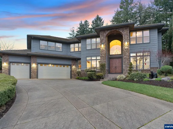 2949 Mapleleaf Ct NW, Salem, OR 97304