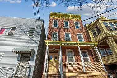 302 Union Street