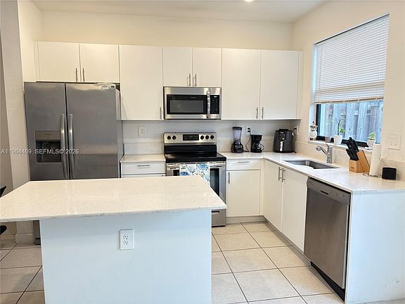 3rd image of 11772 SW 247th St