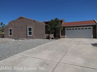 668 Emerald Dr NE, Rio Rancho, NM 87124