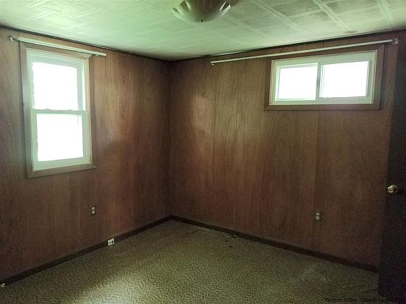 5th image of 8 Shawangunk Dr