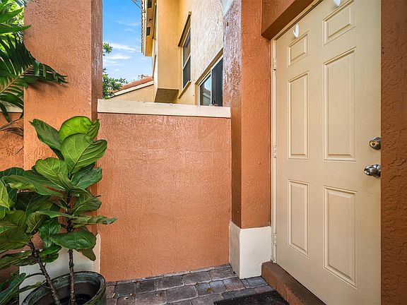 3rd image of 2250 Anchor Court