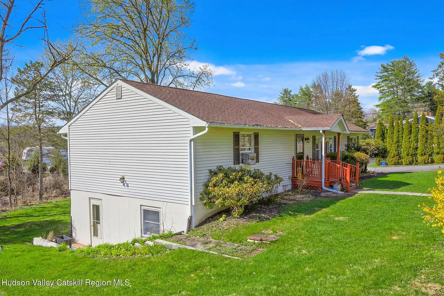 538 Mtn View Avenue photo 1